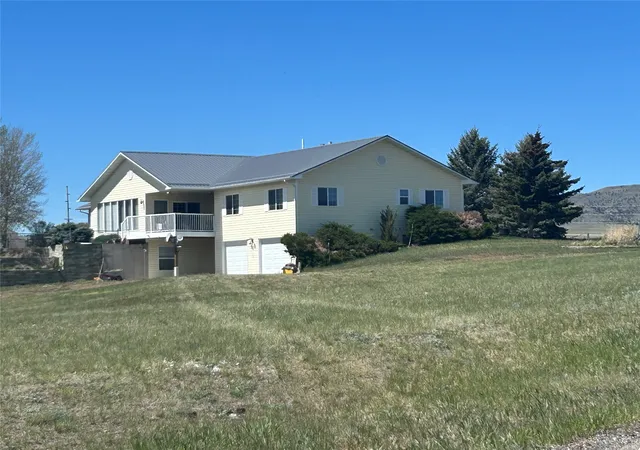 Homes for sale in Livingston, MT | 3 Chesapeake Dr, Livingston, MT 59047 | MLS# 30070444
