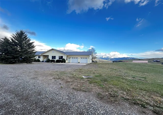 Homes for sale in Livingston, MT | 3 Chesapeake Dr, Livingston, MT 59047 | MLS# 30070444