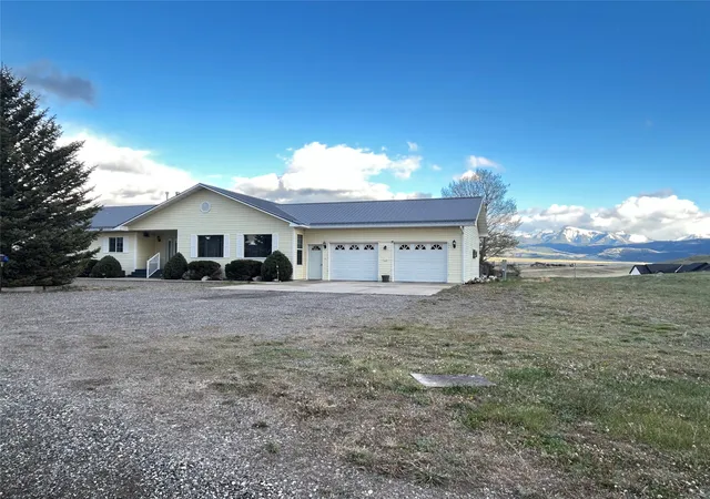 Homes for sale in Livingston, MT | 3 Chesapeake Dr, Livingston, MT 59047 | MLS# 30070444