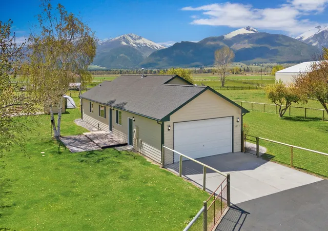 Homes for sale in Stevensville, MT | 4318 Leonard Ln, Stevensville, MT 59870 | MLS# 30069464