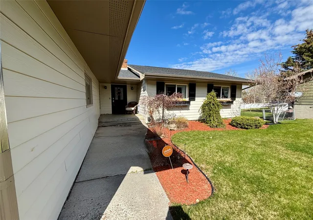 Homes for sale in Butte, MT | 4107 Trenton St, Butte, MT 59701 | MLS# 30070317