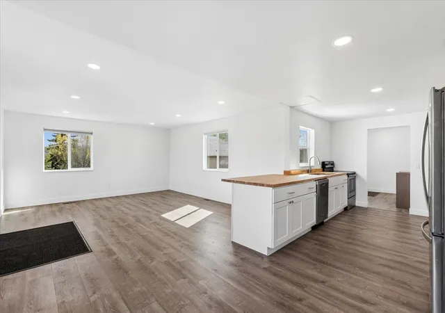 5th image of 1270 N Meridian Rd, Kalispell, MT 59901 | MLS# 30070526