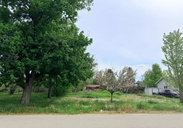 2nd image of 240 Daly Ave, Hamilton, MT 59840 | MLS# 30070567