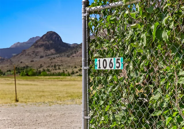 Homes for sale in Gardiner, MT | 1065 Us Hwy 89 South, Gardiner, MT 59030 | MLS# 30070600