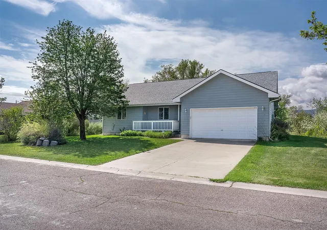 2nd image of 108 Russell Dr, Kalispell, MT 59901 | MLS# 30069715