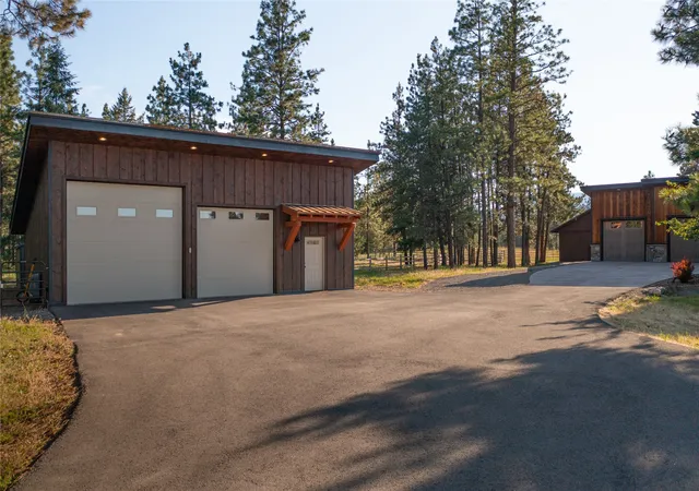 3rd image of 401 Boulder Ln, Eureka, MT 59917 | MLS# 30070557