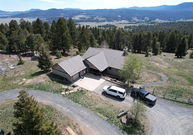 2nd image of 884 Wapiti Mountain Rd, Butte, MT 59701 | MLS# 30070638