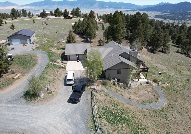 3rd image of 884 Wapiti Mountain Rd, Butte, MT 59701 | MLS# 30070638