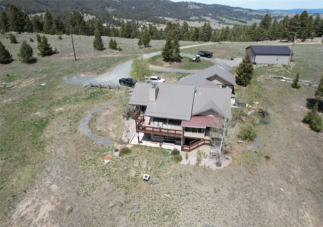 4th image of 884 Wapiti Mountain Rd, Butte, MT 59701 | MLS# 30070638