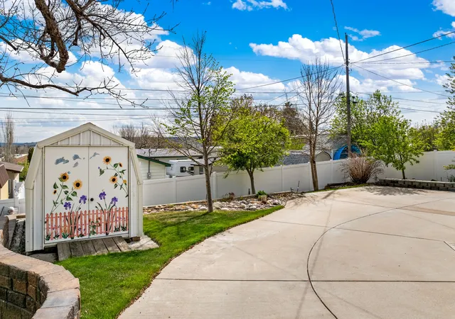 5th image of 1304 Avenue C Nw, Great Falls, MT 59404 | MLS# 30070502