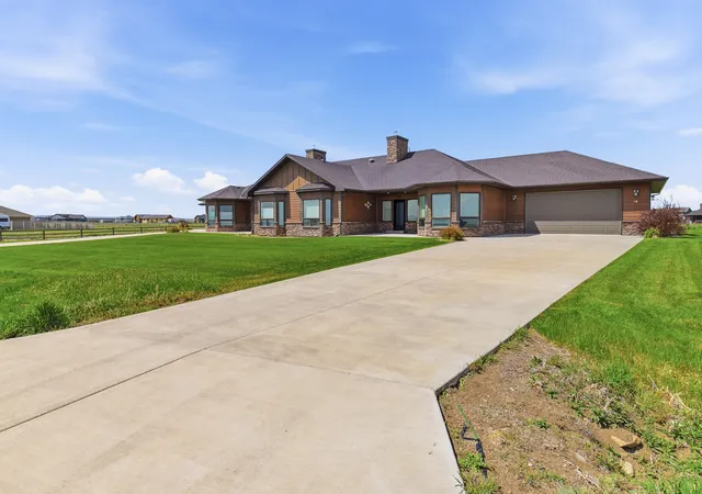 3rd image of 28 Silver Mine Ln, Great Falls, MT 59405 | MLS# 30070680