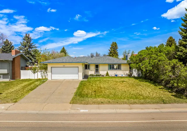 2nd image of 1205 Park Garden Rd, Great Falls, MT 59404 | MLS# 30070746