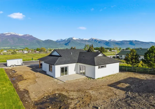 2nd image of 3576 Cimarron Ln, Stevensville, MT 59870 | MLS# 30070596