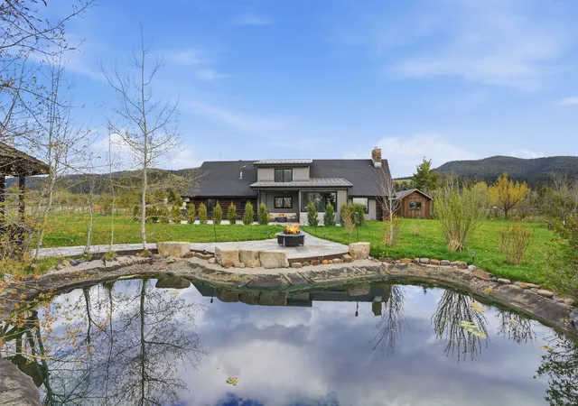2nd image of 1589 Cougar Dr, Bozeman, MT 59718 | MLS# 30070525