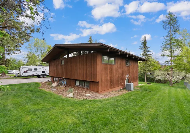 4th image of 97 Northern Lights Blvd, Kalispell, MT 59901 | MLS# 30070792