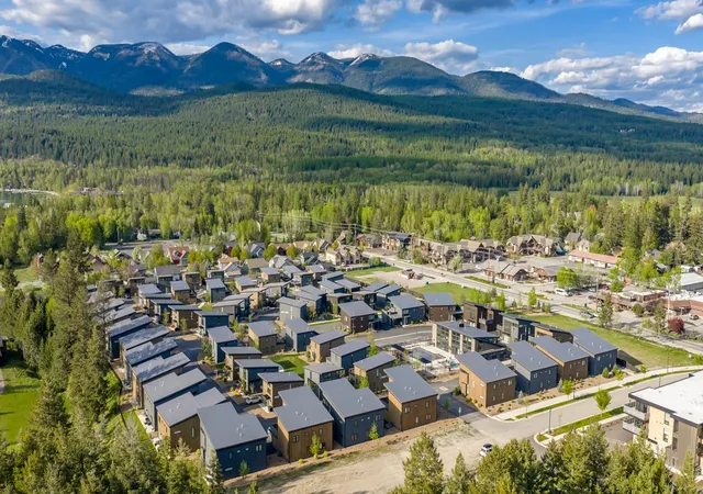 46th image of 275 Opal Dr #B12, Whitefish, MT 59937 | MLS# 30070805