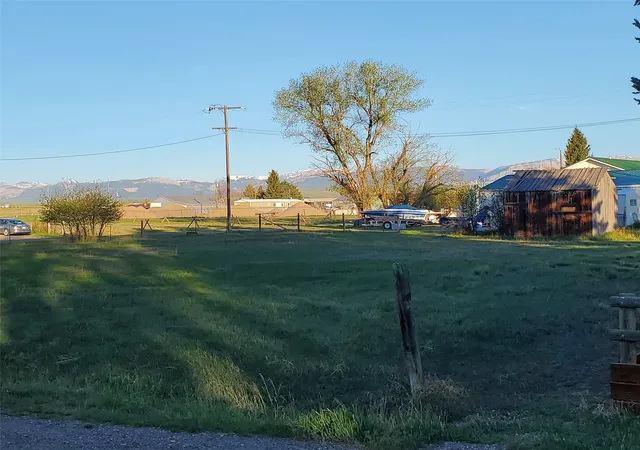 Homes for sale in Augusta, MT | 518 Main St, Augusta, MT 59410 | MLS# 30070788