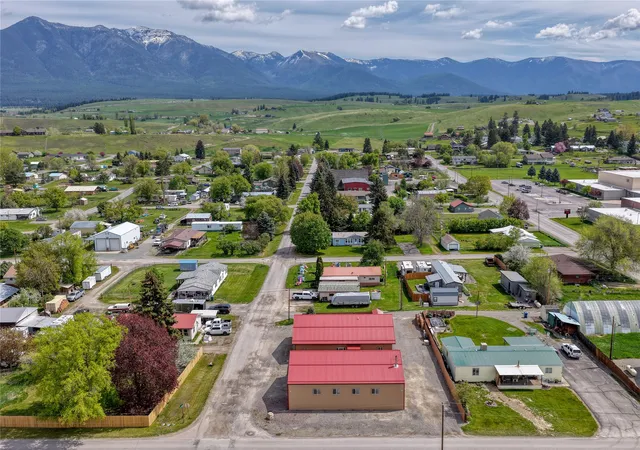 Homes for sale in Eureka, MT | 126 10Th St, Eureka, MT 59917 | MLS# 30070849