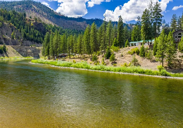 Homes for sale in Superior, MT | 1311 Riverbend Rd, Superior, MT 59872 | MLS# 30070831