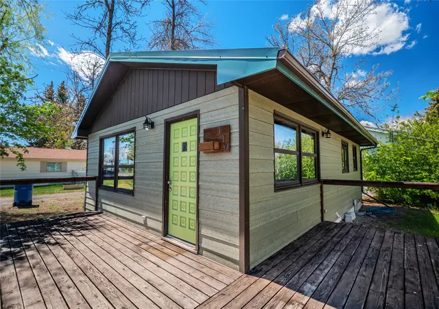 2nd image of 110 4th St N, Fairfield, MT 59436 | MLS# 30070713