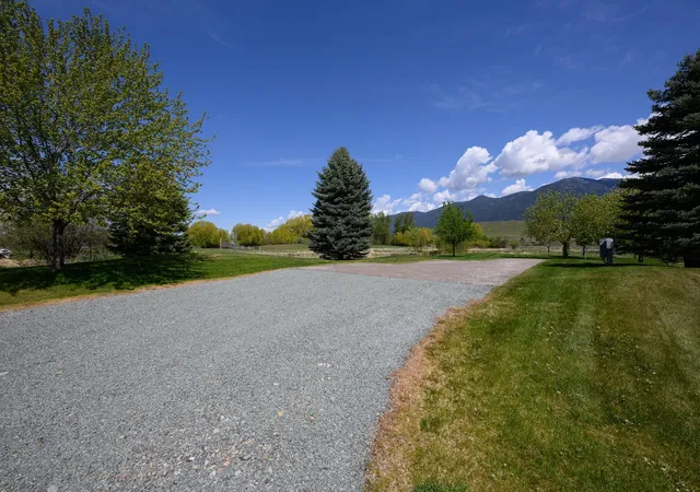 Homes for sale in Eureka, MT | 446 Kingfisher Loop, Eureka, MT 59917 | MLS# 30067853