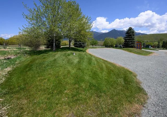 Homes for sale in Eureka, MT | 446 Kingfisher Loop, Eureka, MT 59917 | MLS# 30067853