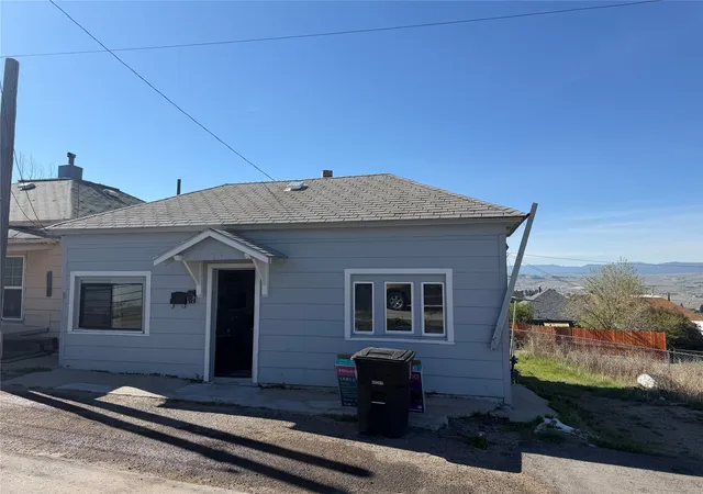 Homes for sale in Butte, MT | 420 Virginia St, Butte, MT 59701 | MLS# 30070819