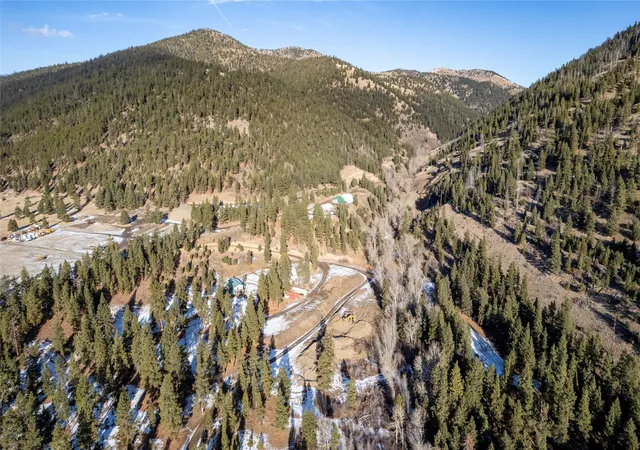 Homes for sale in Helena, MT | 5700 Sperry Dr, Helena, MT 59602 | MLS# 30070934