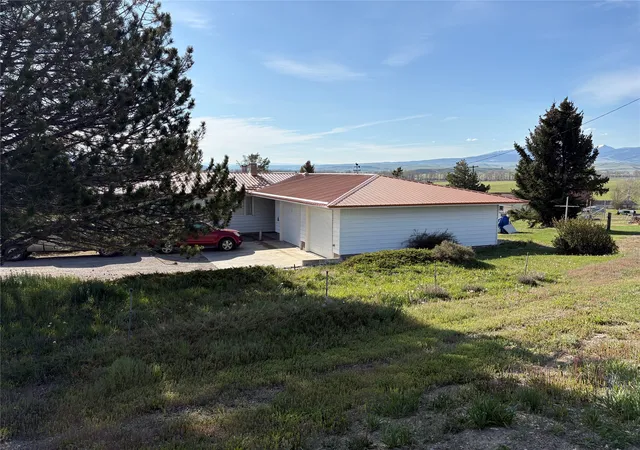 2nd image of 11 Hoover Rd, Drummond, MT 59832 | MLS# 30070943