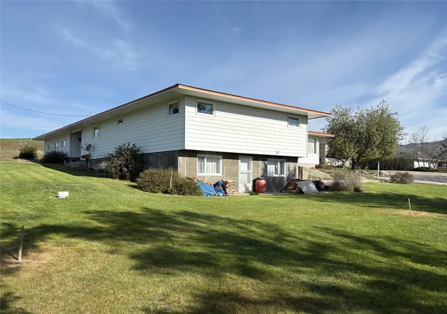 Photo 3 of Single family home for sale at 11 Hoover Rd, Drummond, MT 59832 | MLS# 30070943 | Listing updated on 2026-08-03