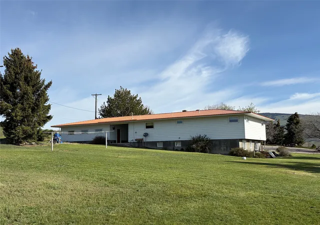 Photo 4 of Single family home for sale at 11 Hoover Rd, Drummond, MT 59832 | MLS# 30070943 | Listing updated on 2026-08-03