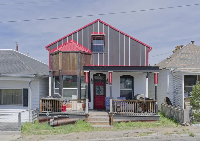 1st image of 213 W Woolman St, Butte, MT 59701 | MLS# 30070959