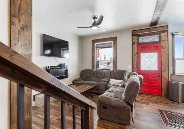 2nd image of 213 W Woolman St, Butte, MT 59701 | MLS# 30070959