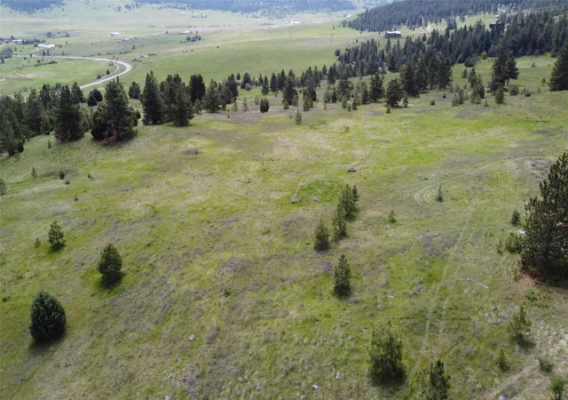 5th image of 27969 Island Butte Ln, Big Arm, MT 59910 | MLS# 30070971