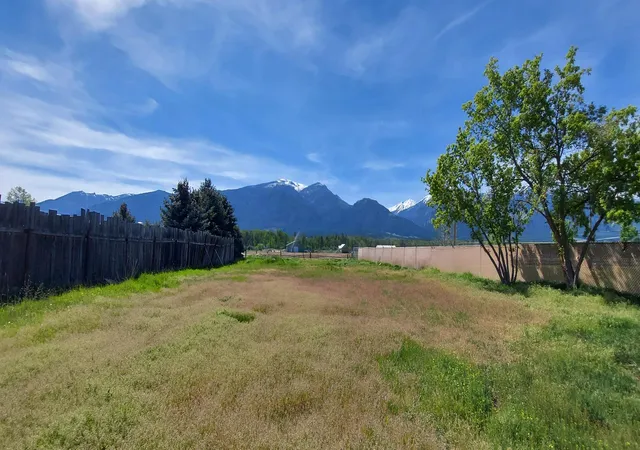 Homes for sale in Stevensville, MT | 213-219 Charlos St, Stevensville, MT 59870 | MLS# 30070972