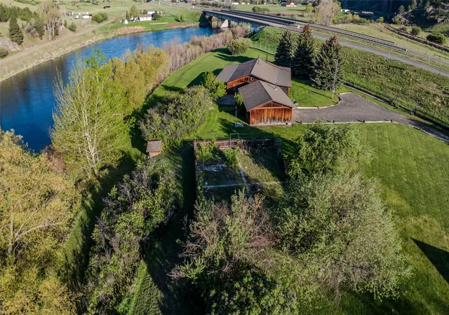 2nd image of 68 River Dr, Cascade, MT 59421 | MLS# 30070355