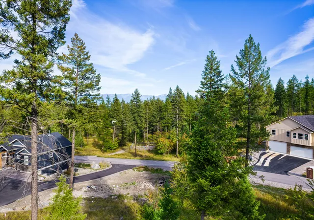 9th image of 315 Skookum Rd, Lakeside, MT 59922 | MLS# 30070138