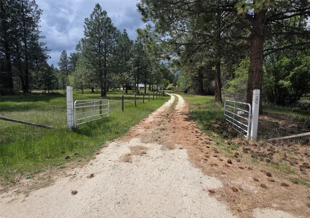 2nd image of 2037 Middle Bear Creek Rd, Victor, MT 59875 | MLS# 30071033