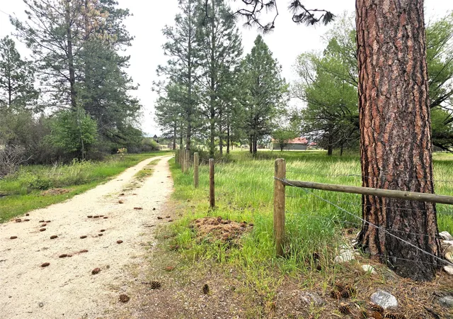 4th image of 2037 Middle Bear Creek Rd, Victor, MT 59875 | MLS# 30071033