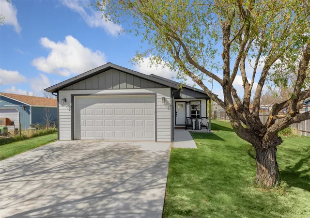 Homes for sale in Great Falls, MT | 1119 Harrison St, Great Falls, MT 59404 | MLS# 30070949