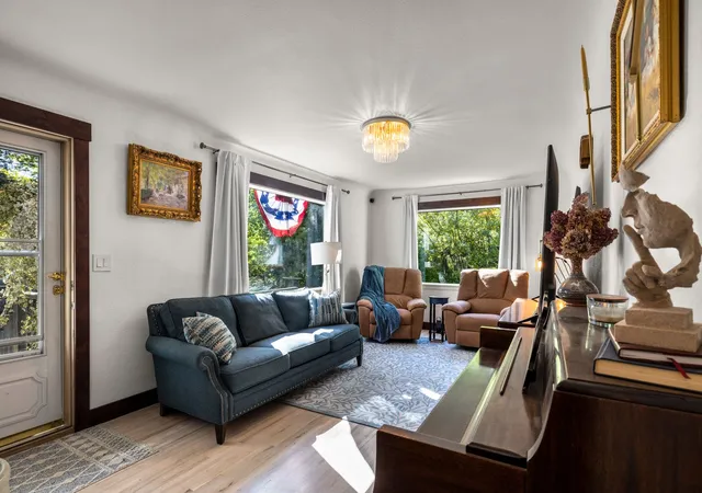 Photo 3 of Single family home for sale at 1240 2nd Avenue E, Kalispell, MT 59901 | MLS# 30071098 | Listing updated on 2026-07-31
