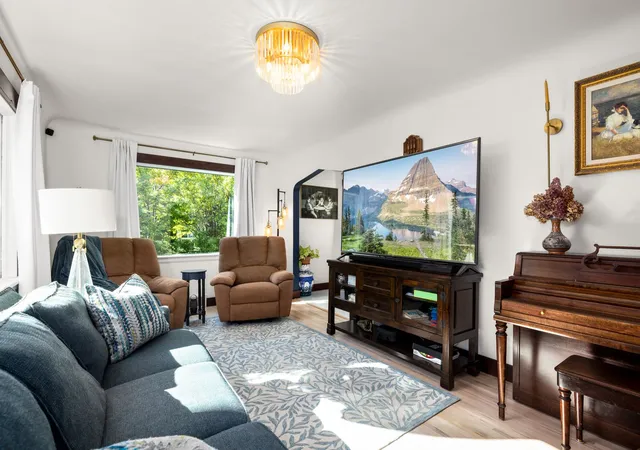 Photo 4 of Single family home for sale at 1240 2nd Avenue E, Kalispell, MT 59901 | MLS# 30071098 | Listing updated on 2026-07-31