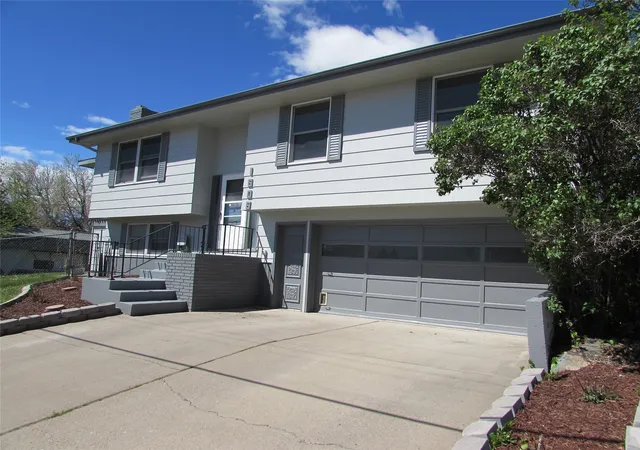 2nd image of 1606 9th St Nw, Great Falls, MT 59404 | MLS# 30071026