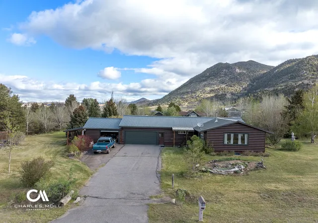 2nd image of 117 Aspen Ln, Butte, MT 59701 | MLS# 30071125