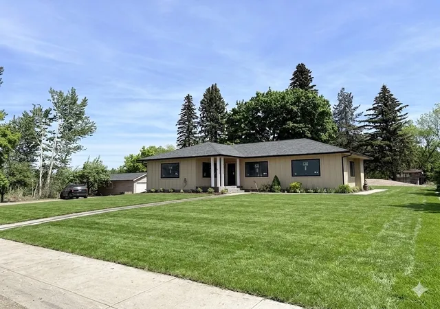 1st image of 658 Us Hwy 93 S, Hamilton, MT 59840 | MLS# 30070948
