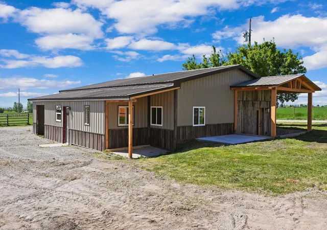 1st image of 31525 Allison Rd, Saint Ignatius, MT 59865 | MLS# 30070977
