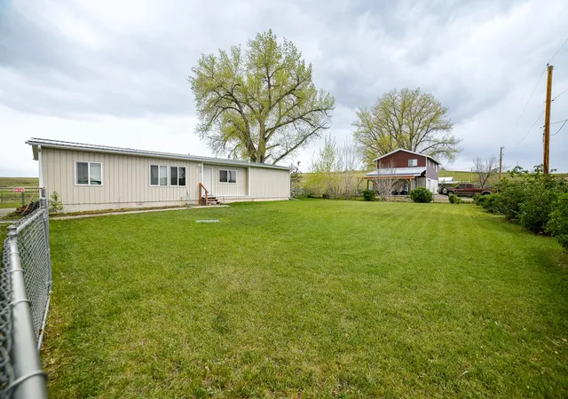 Homes for sale in Great Falls, MT | 72 Eaton Ave, Great Falls, MT 59405 | MLS# 30071190