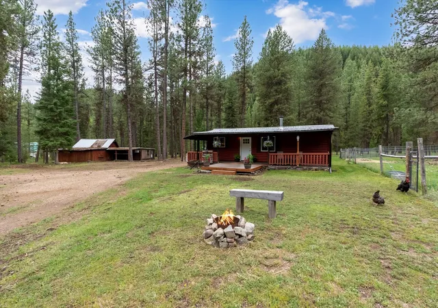 Photo 3 of Single family home for sale at 1155 Outback Trl, Alberton, MT 59820 | MLS# 30071118 | Listing updated on 2026-08-28