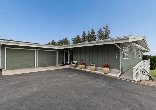 2nd image of 108 Charlotte Ave, Kalispell, MT 59901 | MLS# 30070416