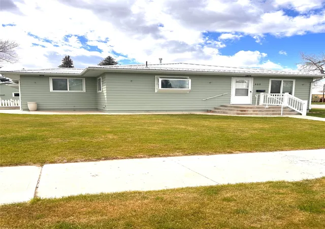 Homes for sale in Conrad, MT | 402 S Wisconsin St, Conrad, MT 59425 | MLS# 30071270